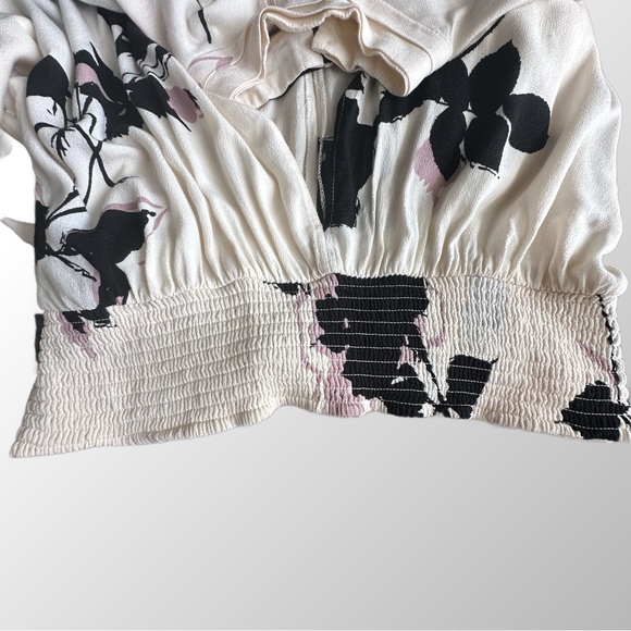 Free People Cream,‎ Black & Lavender Say You Love Me Blouse Size Medium - Picture 6 of 12
